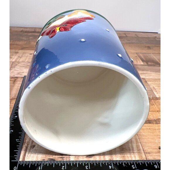 Artisan Cardinal Ceramic Vase With Nature-Inspired Design - Picture 6 of 6